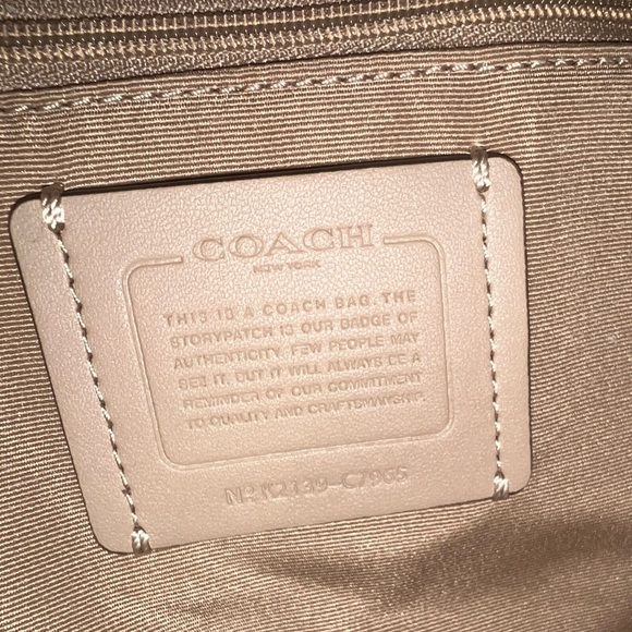 PENDING!❌ - Coach Dempsey Tote Bag Carryall in Signature Jacquard With Charm - Picture 17 of 17